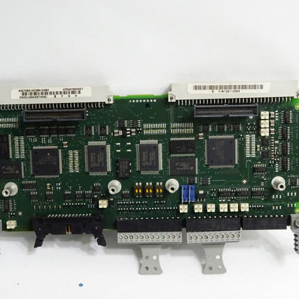 Siemens Simovert Wechselrichter 6SE7023-8TD61-Z mit Optionskarte G93 6SE7090-0XX84-0AB0 + 6SE7090-0XX84-0FF5 - Maranos.de