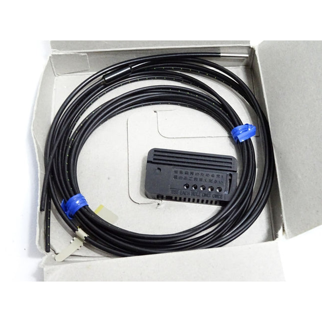 Omron E32-D32L Photoelectric Switch / Neu OVP - Maranos.de