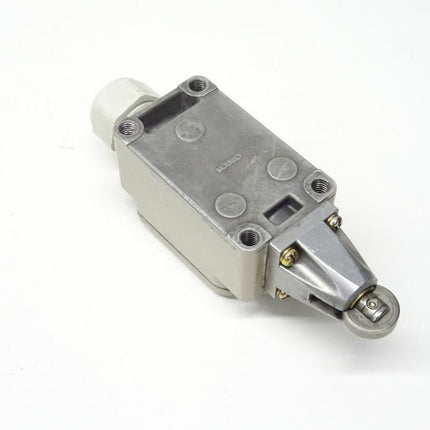 Omron WL D2-G Limit Switch  / 10A 500V - Maranos.de