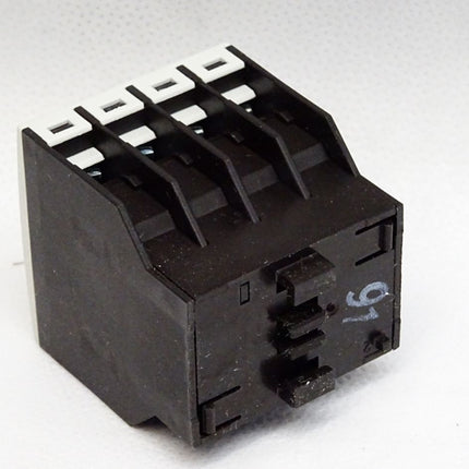 Moeller DIL A-XHI04 DILA-XHI04 Hilfsschalterblock / Neu - Maranos.de