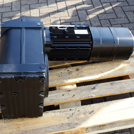 SEW Eurodrive Getriebemotor FA97B DRL132MC4BE11/TH/ES7A 01.7857909401.0001X20 Motor 1700min-1 i86,59 Getriebe 4500min-1 / Unbenutzt mit Lagerspuren - Maranos.de