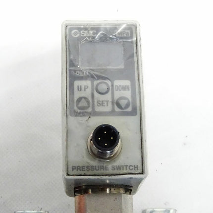 SMC ISE70-F02-65 + AF40-F04 + Handabsperrventil VHS40-F04 - Maranos.de