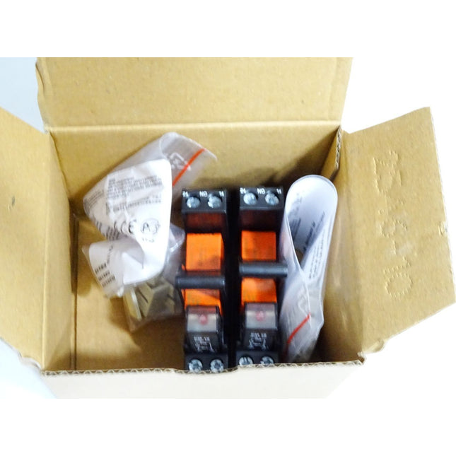 Siemens Steckrelais Komplettgerät RT4B4L24 / Inhalt:2 Stück / Neu OVP - Maranos.de