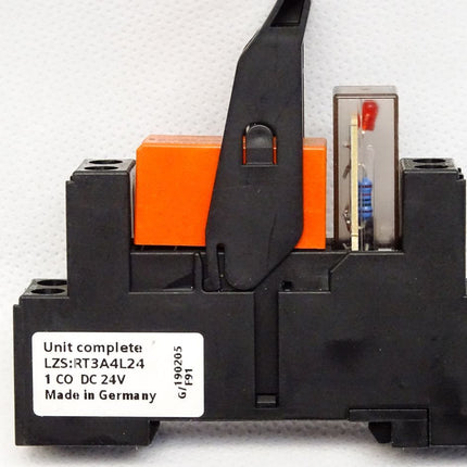 Siemens RT78725 + Schrack RT314024 / Neu - Maranos.de