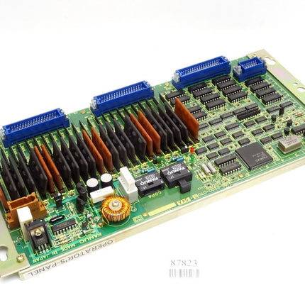 Fanuc A16B-2200-0700/04A Operator Control Panel - Maranos.de