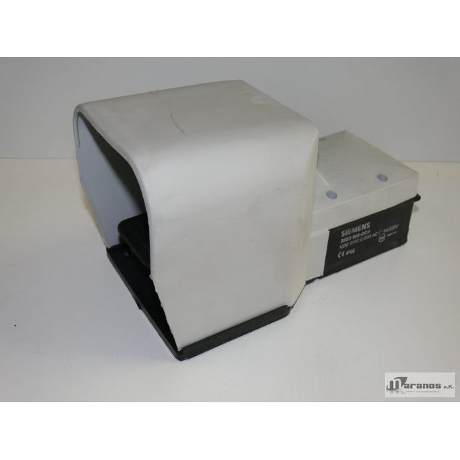 NEU Siemens Fußtaster 3SE3 902-0CA / 3SE902-0CA - Maranos.de