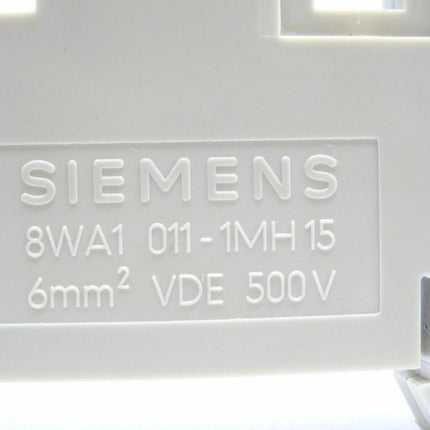 Siemens 8WA1011-1MH15 / 8WA1 011-1MH15 Messtrennklemme Thermoplast Schraubanschluss beidseitig mit Prüfbuchse, 8mm, Gr. 6 - Maranos.de