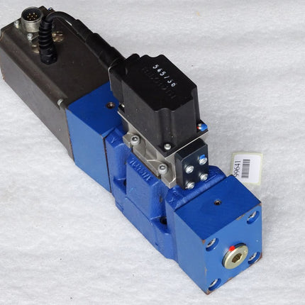 Rexroth Regler 4WRGE.-12/G24 R900895145 R900771334 4WRGE10V100L-13 High-response directional valve - Maranos.de