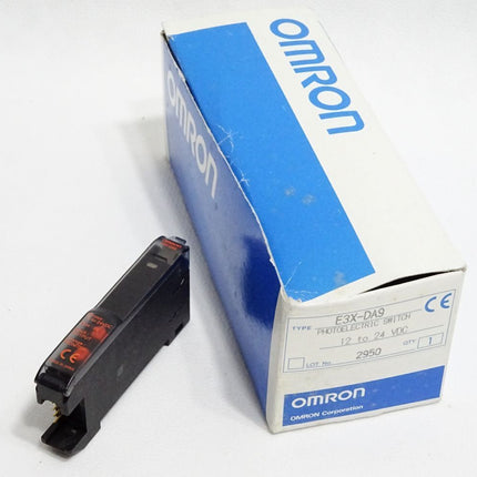 Omron E3X-DA9 Digital Fiber Amplifier Unit / Neu OVP - Maranos.de