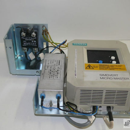Siemens MicroMaster 6SE3013-4BA07-3KK0 / 4693057 / G85139-D2792-A075 /// - Maranos.de