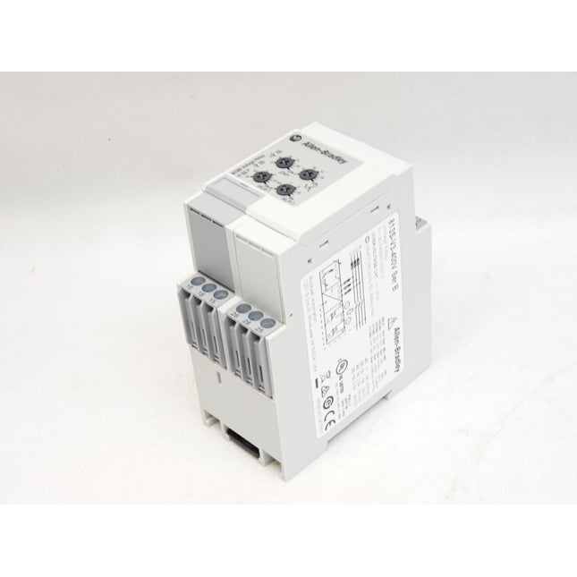 Allen-Bradley 813S-V3-400V Ser.B Voltage Relay / Neu - Maranos.de