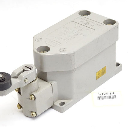 Stahl Positionsschalter 8077 500V 10A 600V 60W - Maranos.de