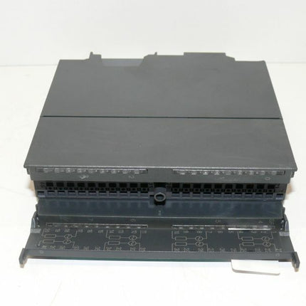 Siemens Simatic S7 6ES7 322-5FF00-0AB0 / 6ES7322-5FF00-0AB0  1 Ecke abgebrochen - Maranos.de