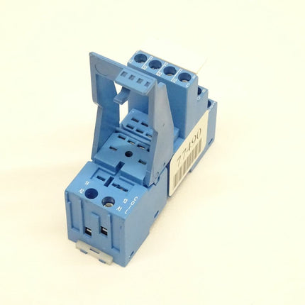 FINDER 94.04 Relais Fassung 10A 300V - Maranos.de