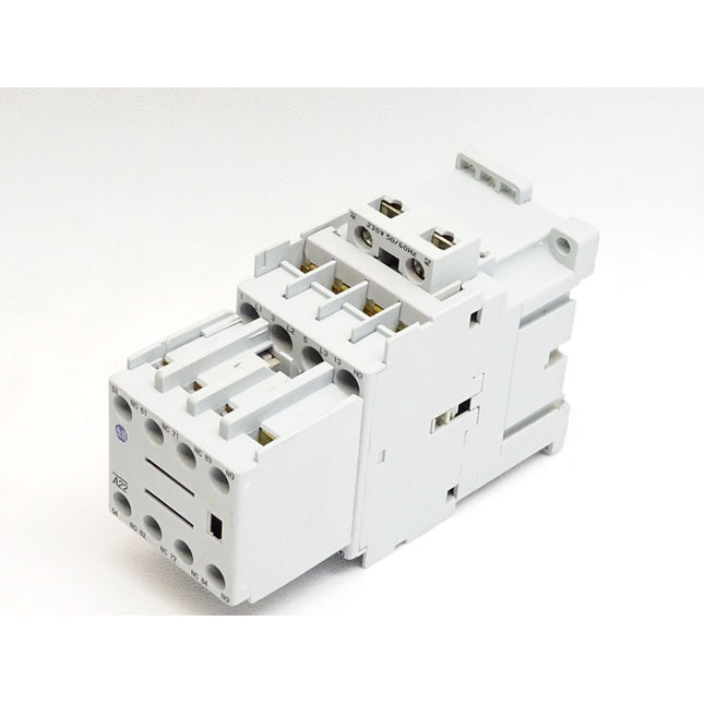 Allen-Bradley Schütz 100-C12*10 + 100-F - Maranos.de