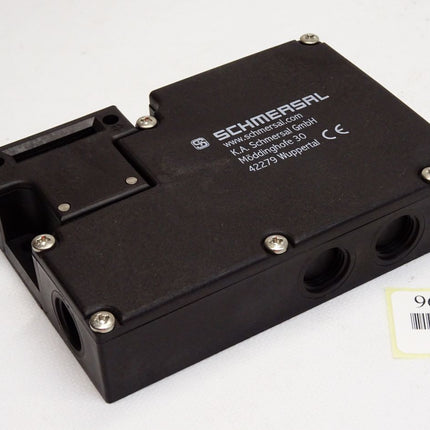 Schmersal Safety Component 101176503 AZM161SK-12/12K-024 / Neu - Maranos.de