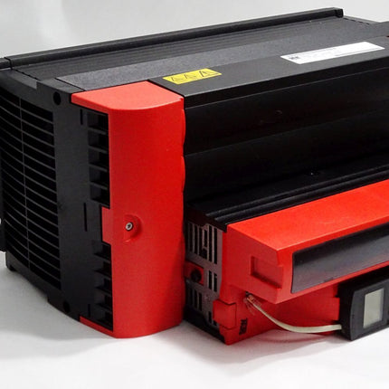 SEW Eurodrive Movidrive Umrichter 30kW MDX61B0300-503-4-00 08279667 MDX61B-00 08243492 + 08227152 MDX60A0300-503-4-00  / Neuwertig - Maranos.de