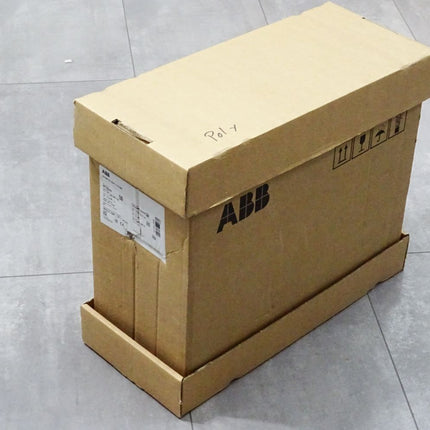ABB Frequenzumrichter ACS580-01-05A7-4 + 0J400 2.2kW / Neu - Maranos.de