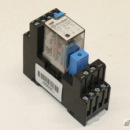 Finder 55.32.9.024.0040 + Sockel 94.84.30 - Maranos.de