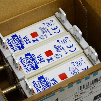 Siemens Sicherungseinsatz 3NA6810-04 25A / Inhalt : 3 Stück / Neu OVP - Maranos.de