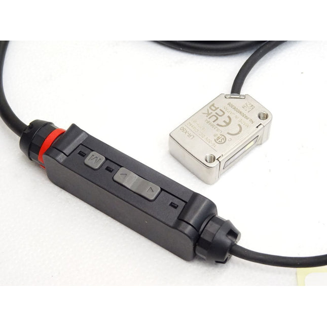 Keyence LR-X50 CMOS-Lasersensor / Neu - Maranos.de