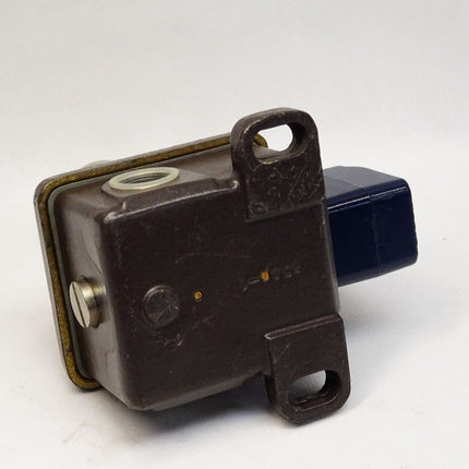 Schmersal Positionsschalter TL442-11x TL 442-11x / Neu - Maranos.de