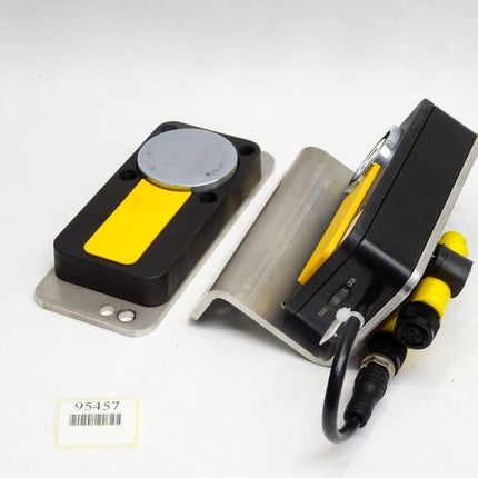 Sick Sensor mit Betätiger MLP1-SMMF0AC 1080321 MLP1-XSMF0AC 1079760 + MLP1-XA 1078199 + FLN-OSSD1100108 1061710 - Maranos.de