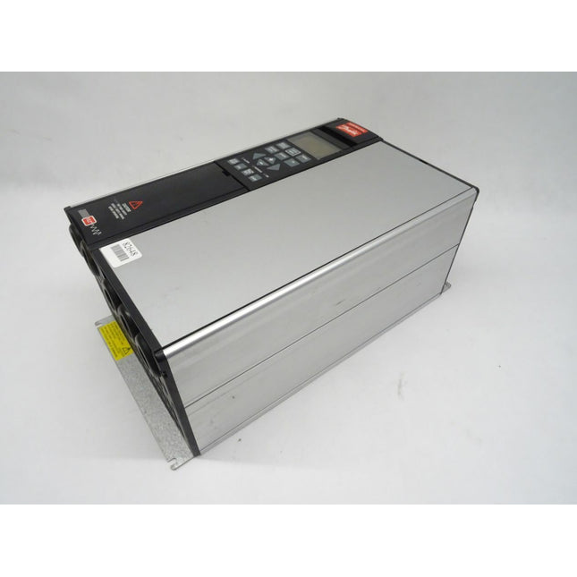 Danfoss VLT 5000 175Z0119 Frequenzumrichter 1,7kW VLT5001PT5C20STR3DLF00A00 - Maranos.de