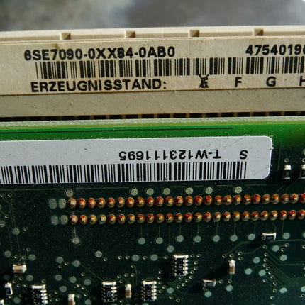 Siemens Simovert Wechselrichter 6SE7023-8TD61-Z mit Optionskarte G93 6SE7090-0XX84-0AB0 + 6SE7090-0XX84-0FF5 - Maranos.de