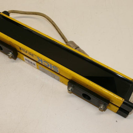 Sick FGSS300-23 sender Lichtschranke 1012586 - Maranos.de