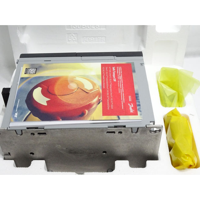 Danfoss VLT Automation Drive 131B0005 FC-302P5K5T5E20H1B 5.5kW / Neu OVP - Maranos.de