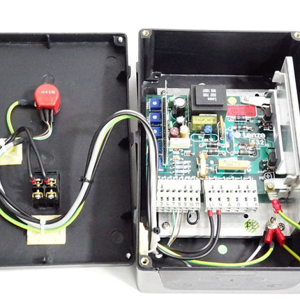 Lenze Drehzahlregler 532_G.1B 336304 - Gehäuse mit Steuerung 5032 GP.1B 336303 - Maranos.de