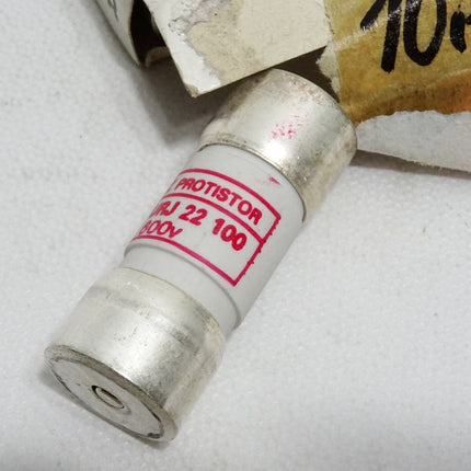 Ferraz Protistor Sicherung / 22.100 621 CP URJ 22 100 600V / Inhalt : 10 Stück / Neu - Maranos.de