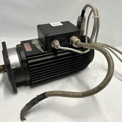 AMK DV5-2-4-I00 / Servomotor / 0,83KW / 350V / 4000/6000 min-1 - Maranos.de