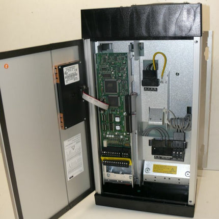 NEU/OVP Danfoss VLT6004 / VLT6004HT4C54STR3DLF00A00C0 3,2 kW 175Z7049 - Maranos.de