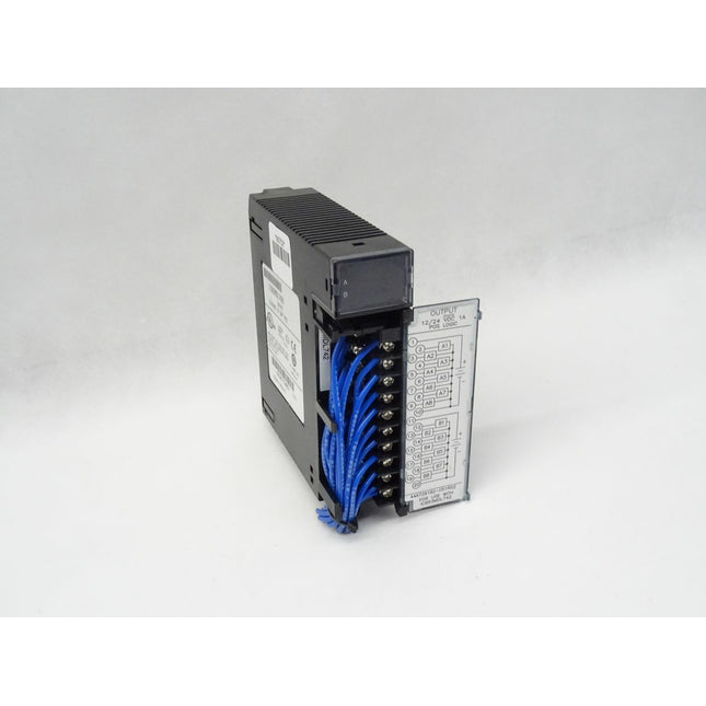 GE Fanuc IC693MDL742K Ausgabeeinheit 12/24VDC 1A 16PT POS - Maranos.de