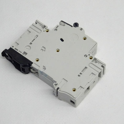 GE D16 EP61 399-036116 kkA IEC 60898 230/400V 566534 - Maranos.de