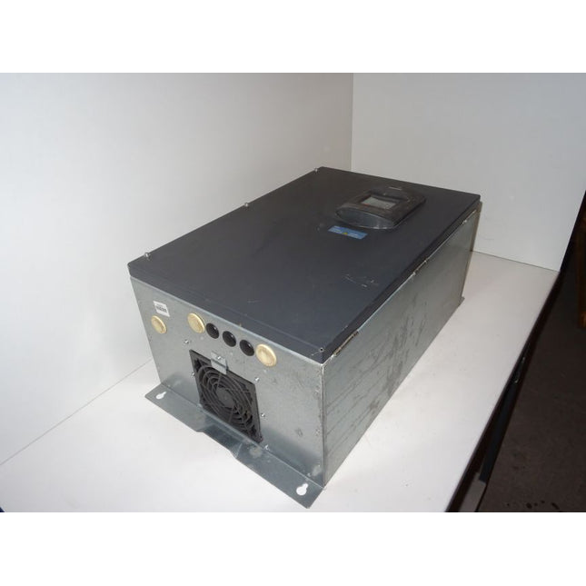 Siemens 6SE6436-5BD31-5CA0 Micromaster Frequenzumrichter 6SE6 436-5BD31-5CA0 E:F02/1.41 Frequenzumrichter 15kW - NEU - Maranos.de