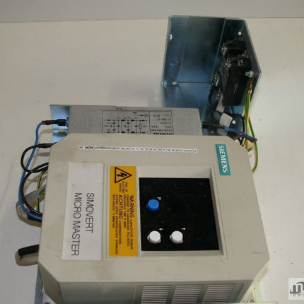 Siemens MicroMaster 6SE3013-4BA07-3KK0 / 4693057 / G85139-D2792-A075 /// - Maranos.de