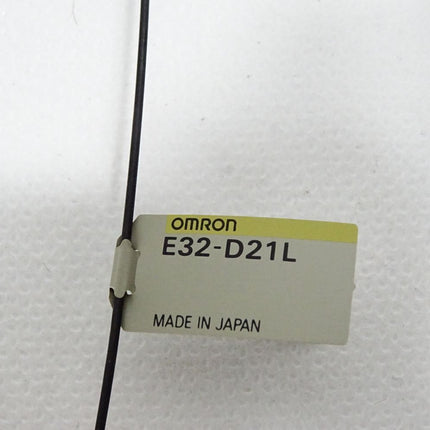 Omron E32-D21L  Lichtleitertaster / Neu - Maranos.de