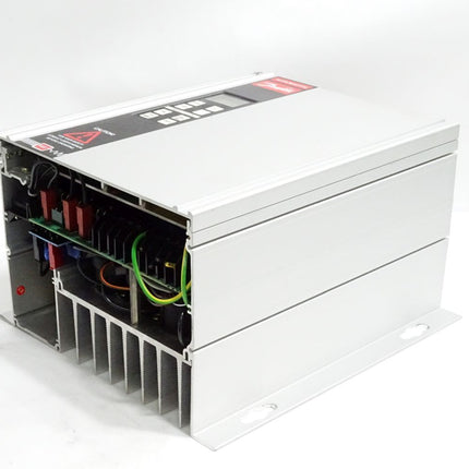 Danfoss Variable Speed Drive VLT Type 3002 175H7238 1.1kW / Neuwertig - Maranos.de