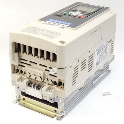 Yaskawa Frequenzumrichter GA700 GA70C4005BBA CIPR-GA70C4005BBAA-BAAAAA 1.5kW-2.2kW - Maranos.de