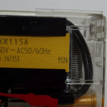 Elesta Sockel ZKE118 154380 mit Relais SKR115A 147153 - Maranos.de