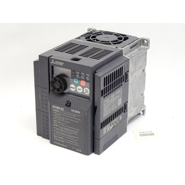 Mitsubishi Electric Umrichter D700-SC FR-D720S-070SC-EC 1.5kW - Maranos.de