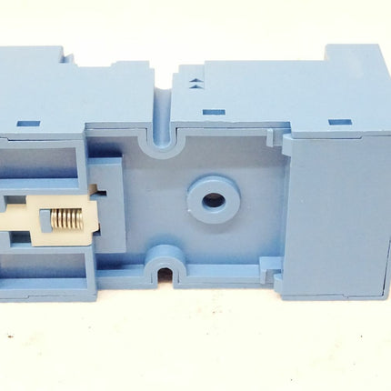 Finder 90.03 Relais Sockel 10A 300V - Maranos.de