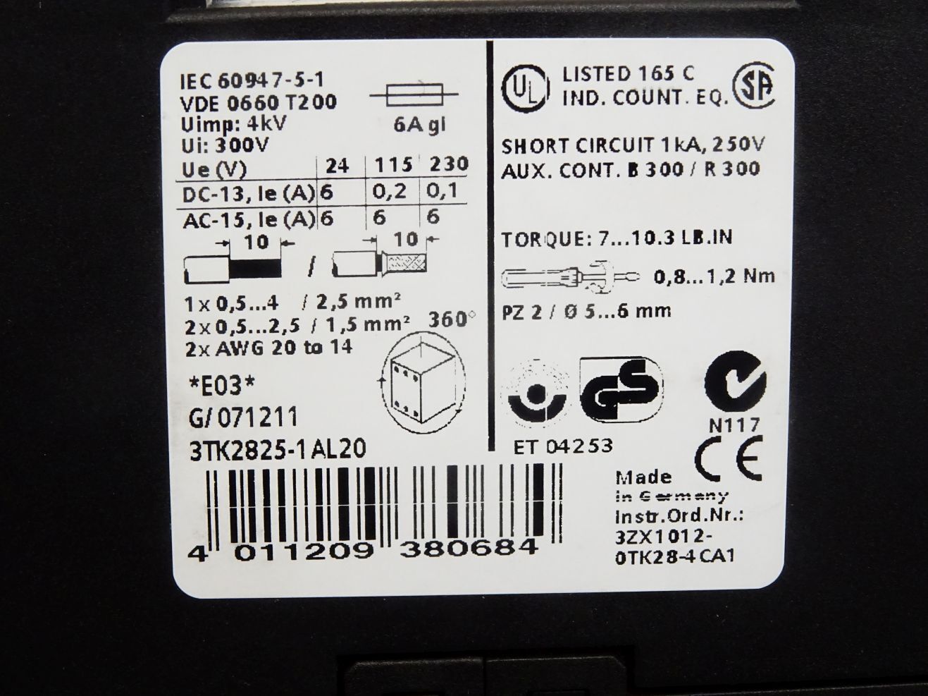SIEMENS 3TK2825-1BB40 SICHERHEITSSCHALTGERÄT EUR 24,00 - DE SIEMENS 3TK2825-1BB40 SICHERHEITSSCHALTGERÄT EUR 24,00 - DE
