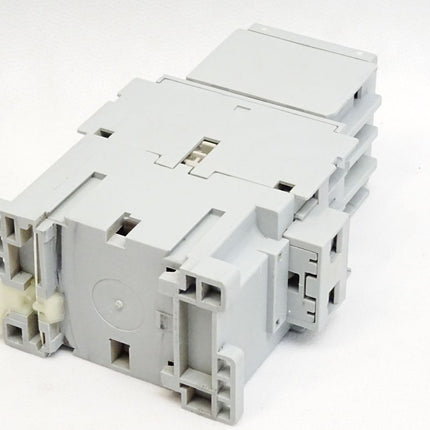 Allen-Bradley Schütz 100-C12*10 + 100-F - Maranos.de