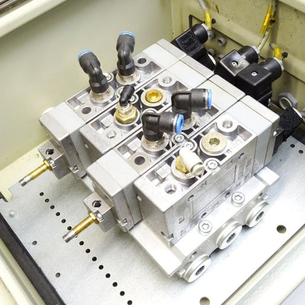 Festo Ventilinsel mit Gehäuse Magnetventil MFH-5/3E-3/8-B 19708 + 19705 MFH-5-3/8-B - Maranos.de