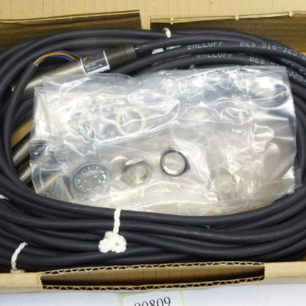 Balluff Induktiver Sensor BES516-325-AO-L-PU-03 / BES 516-325-AO-L-PU-03 / Inhalt : 5 Stück / Neu OVP - Maranos.de