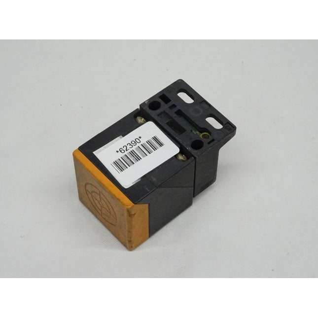 IFM Induktiver Sensor IM5053 IMC3035-BPKG/US + Halter - Maranos.de